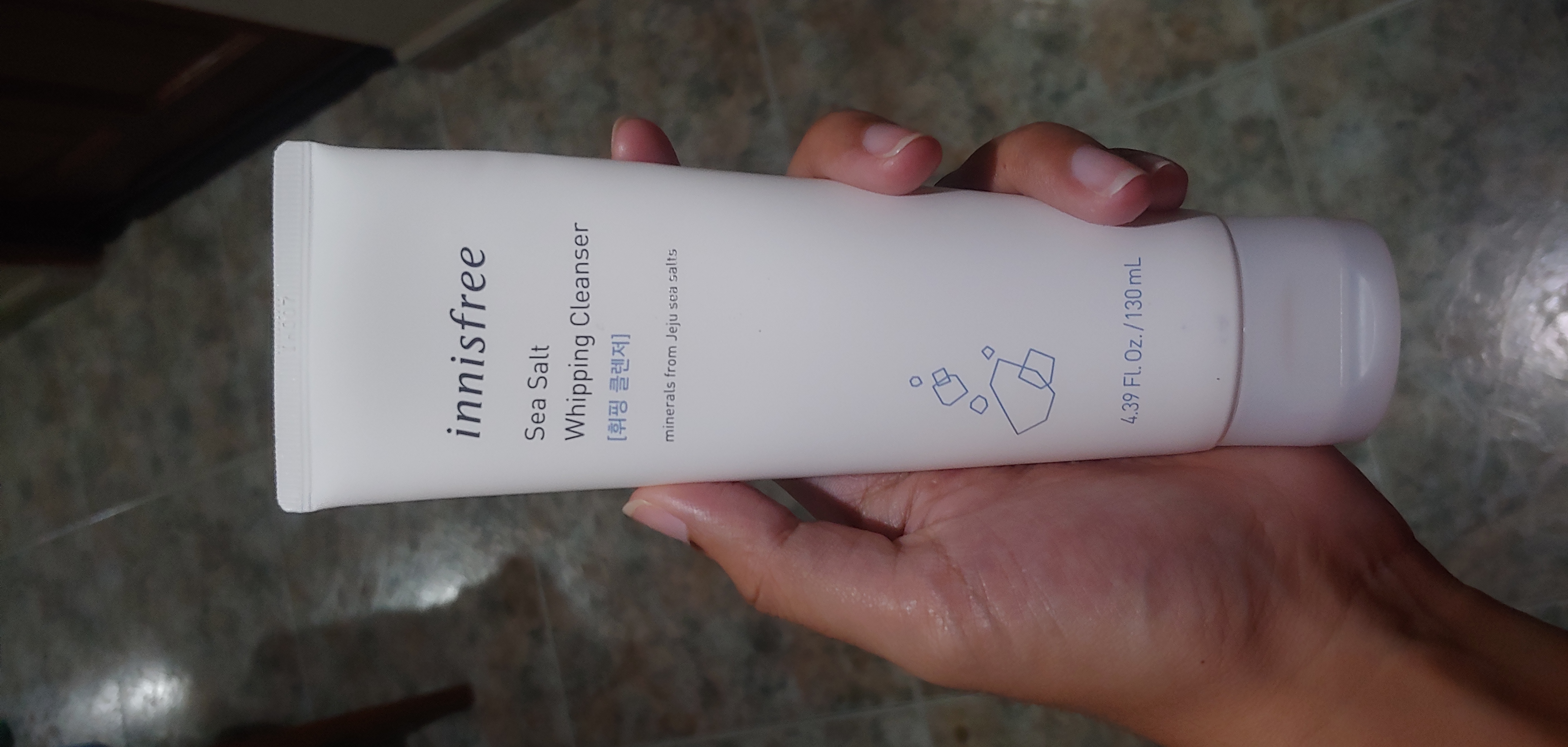 Sea shop salt cleanser