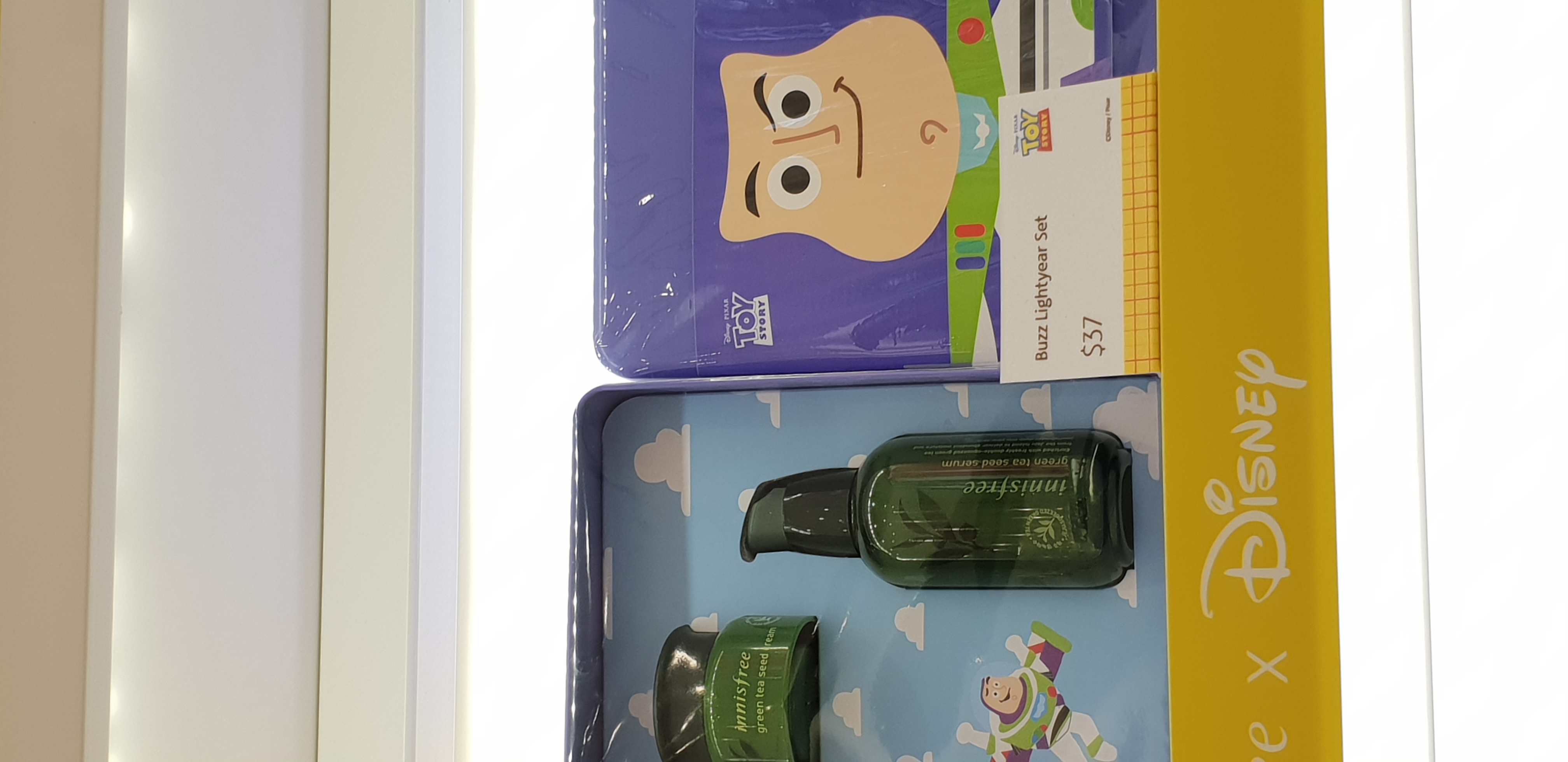 SKINCARE - innisfree x Disney Limited Edition Toy Story Collection - Green  Tea Seed Serum Buzz Lightyear Set | innisfree